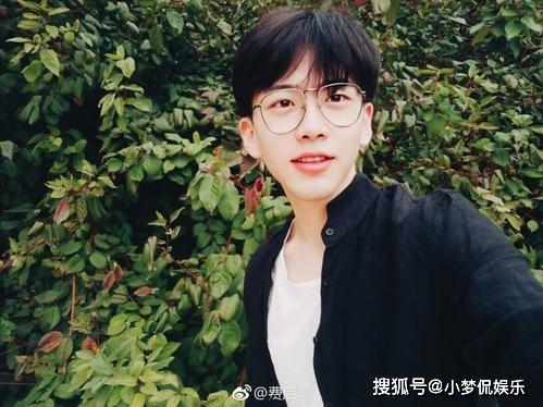 5吃瓜网红阿朱抖音号,抖音5吃瓜达人背后的故事”