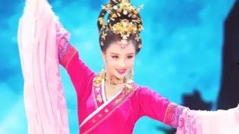 吃瓜网红雅典娜是谁扮演的,吃瓜网红雅典娜幕后扮演者是谁? 第3张 吃瓜网红雅典娜是谁扮演的,吃瓜网红雅典娜幕后扮演者是谁? 第3张