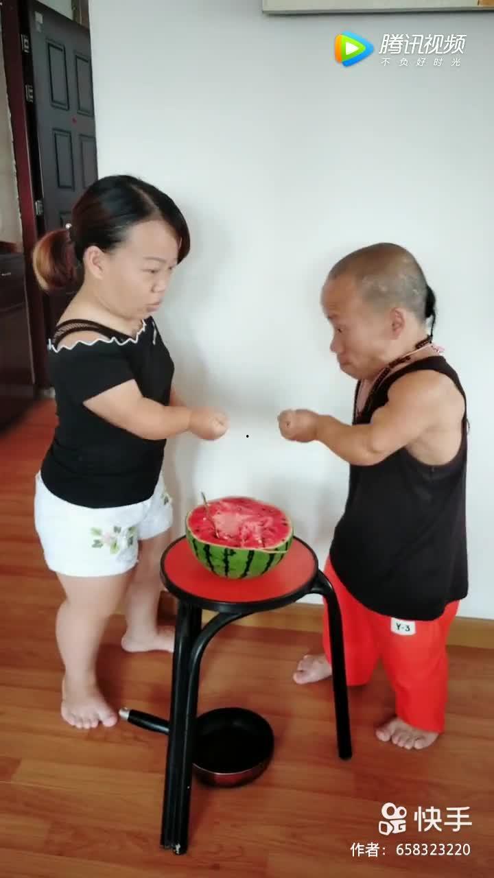 网红老婆吃瓜,揭秘娱乐圈背后的秘密  第1张